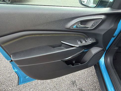 New 2026 Chevrolet Trax ACTIV w/ Sunroof Package FWD image 15