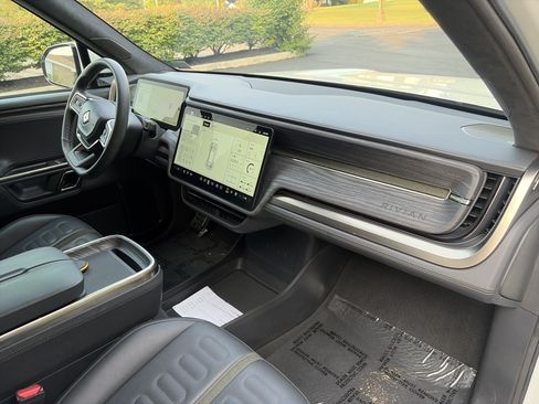 Used 2022 Rivian R1S Launch Edition AWD/4WD image 51