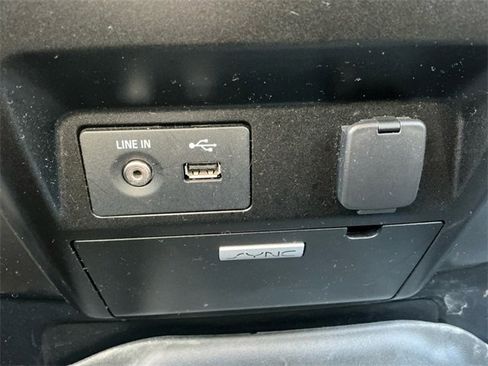 Used 2015 Ford F150 XLT w/ Equipment Group 301A Mid image 11