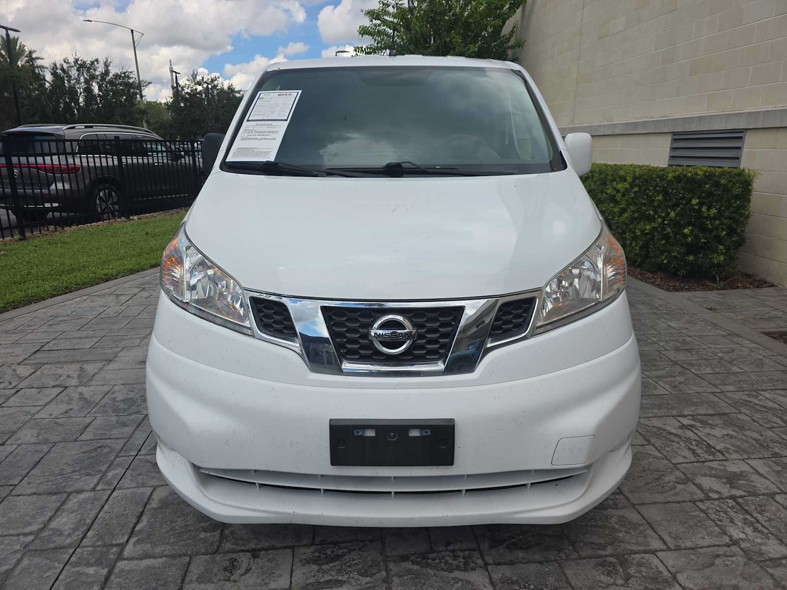 Used 2019 Nissan NV200 SV FWD image 2