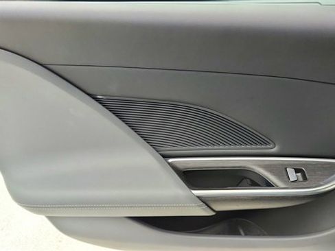 Used 2024 Lucid Air Touring image 31