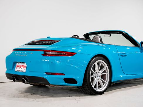 Used 2018 Porsche 911 Carrera 4S image 38