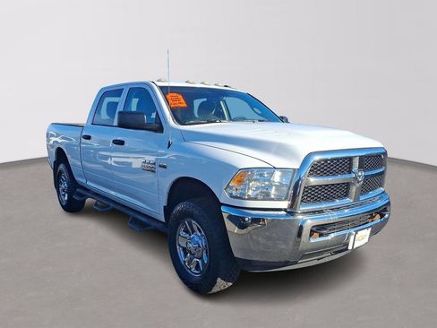 Used 2014 RAM 2500 Tradesman w/ Chrome Appearance Group image 3