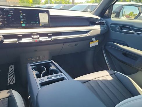 New 2026 Kia EV9 GT-Line AWD/4WD image 12