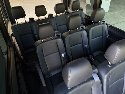 Used 2022 Mercedes-Benz Sprinter 2500 image 16