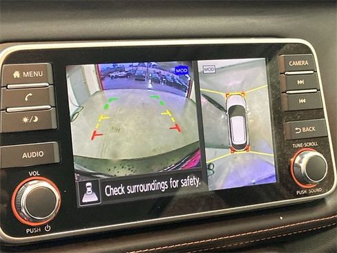 Used 2019 Nissan Kicks SR image 26