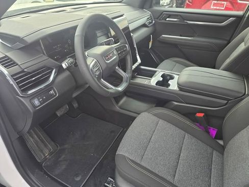 New 2026 GMC Acadia Elevation FWD image 19