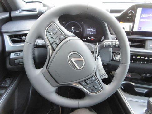 New 2025 Lexus UX 300h AWD image 34