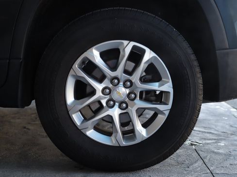 Used 2019 Chevrolet Traverse LT image 37