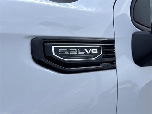 New 2026 GMC Sierra 1500 Elevation image 10