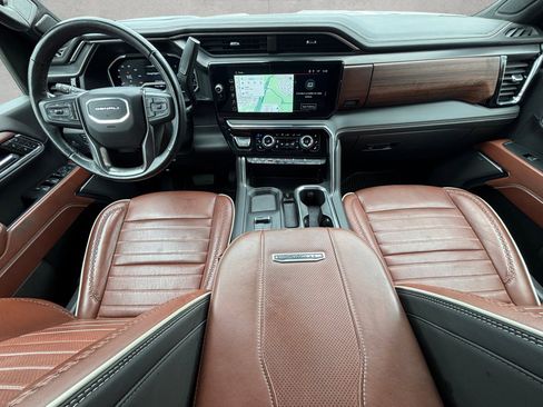 Used 2024 GMC Sierra 2500 Denali Ultimate image 24