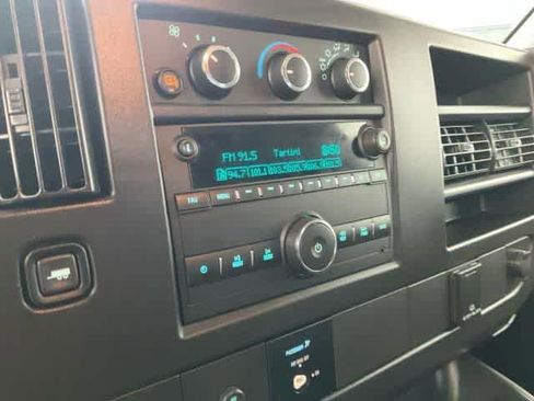 Used 2024 GMC Savana 2500 w/ Driver Convenience Package image 8