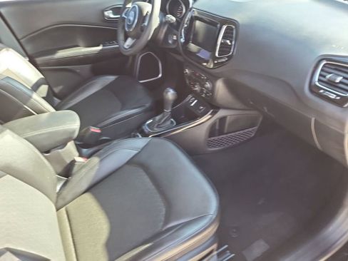 Used 2021 Jeep Compass Latitude image 22