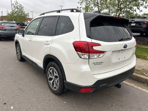 Used 2024 Subaru Forester Premium AWD/4WD image 4
