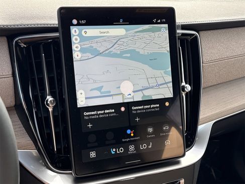 New 2026 Volvo XC90 B6 Ultra w/ Lounge Package image 26