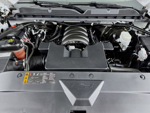 Used 2019 Chevrolet Silverado 1500 LT w/ All Star Edition image 14