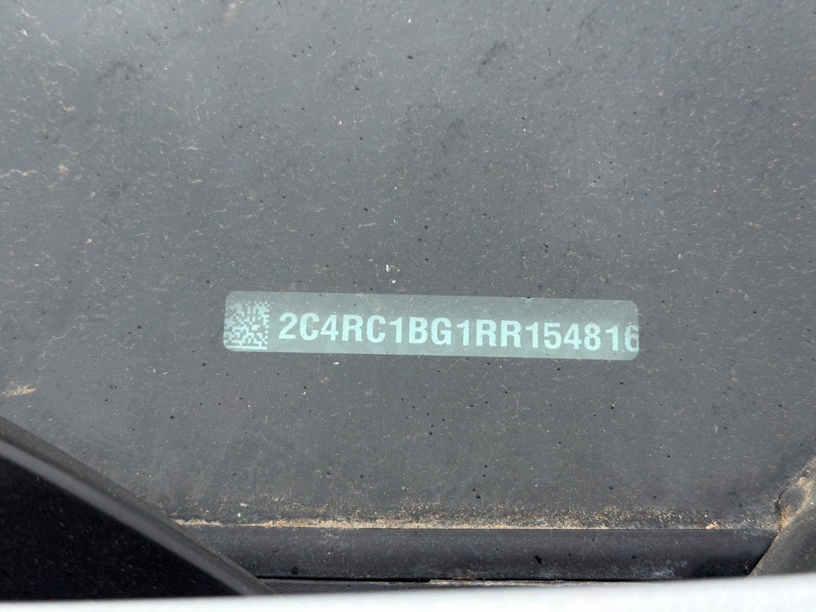 Used 2024 Chrysler Pacifica Touring-L FWD image 3