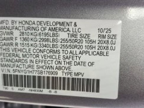 Used 2025 Honda Pilot Touring image 24