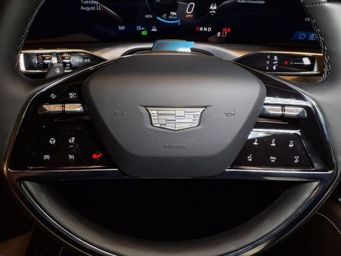 New 2027 Cadillac Vistiq Luxury AWD/4WD image 19