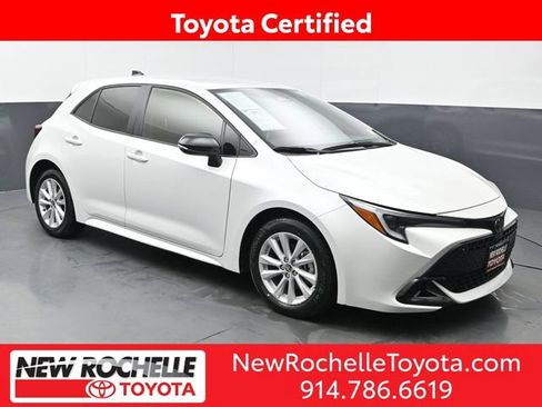 Certified 2026 Toyota Corolla SE FWD image 1