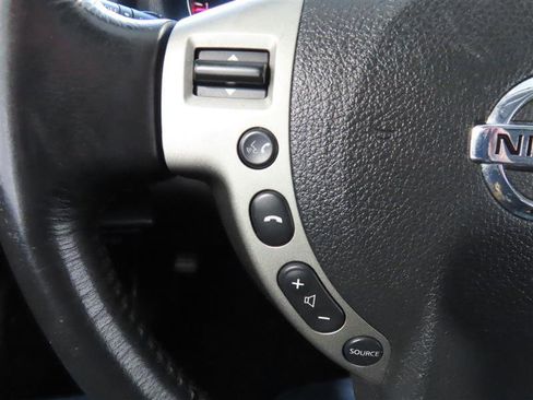 Used 2012 Nissan Rogue SL image 23