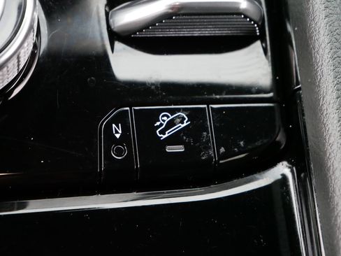 Used 2022 Jeep Grand Cherokee L Overland image 32