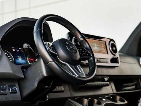 Used 2023 Mercedes-Benz Sprinter 3500 w/ Parking Package image 43