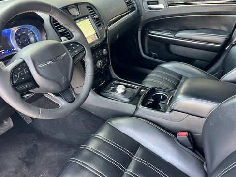 Used 2023 Chrysler 300 S image 14