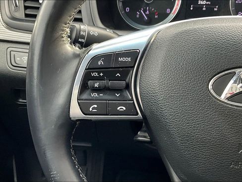 Used 2018 Hyundai Sonata Limited w/ Cargo Package image 17