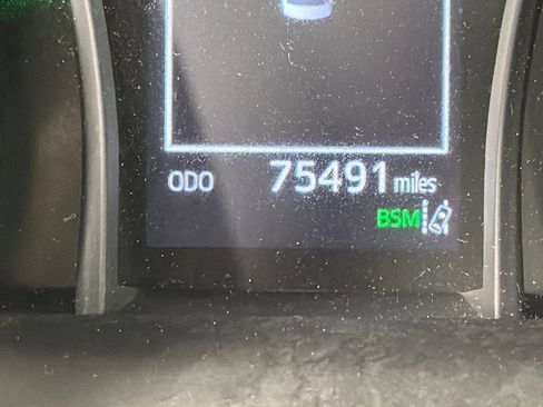 Used 2022 Toyota Camry SE w/ Audio Upgrade Package image 28