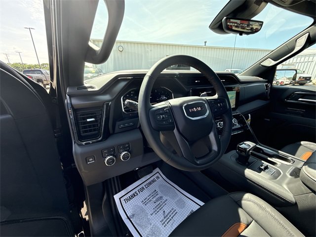 Used 2025 GMC Sierra 1500 AT4 w/ AT4 Premium Package AWD/4WD image 10