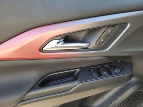 New 2026 Chevrolet Equinox EV RS image 23