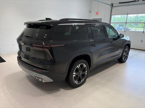 New 2027 Chevrolet Traverse LT w/ Sun and Wheel Package AWD/4WD image 6
