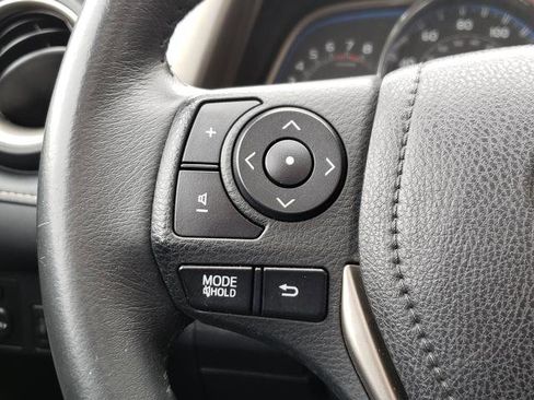 Used 2014 Toyota RAV4 Limited w/ Technology Package image 21