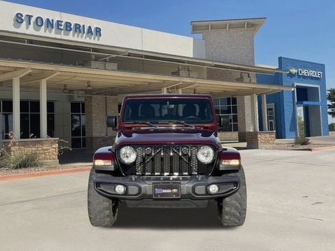 Used 2021 Jeep Gladiator Sport image 9