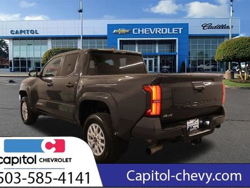 Used 2024 Toyota Tacoma SR5 AWD/4WD image 6