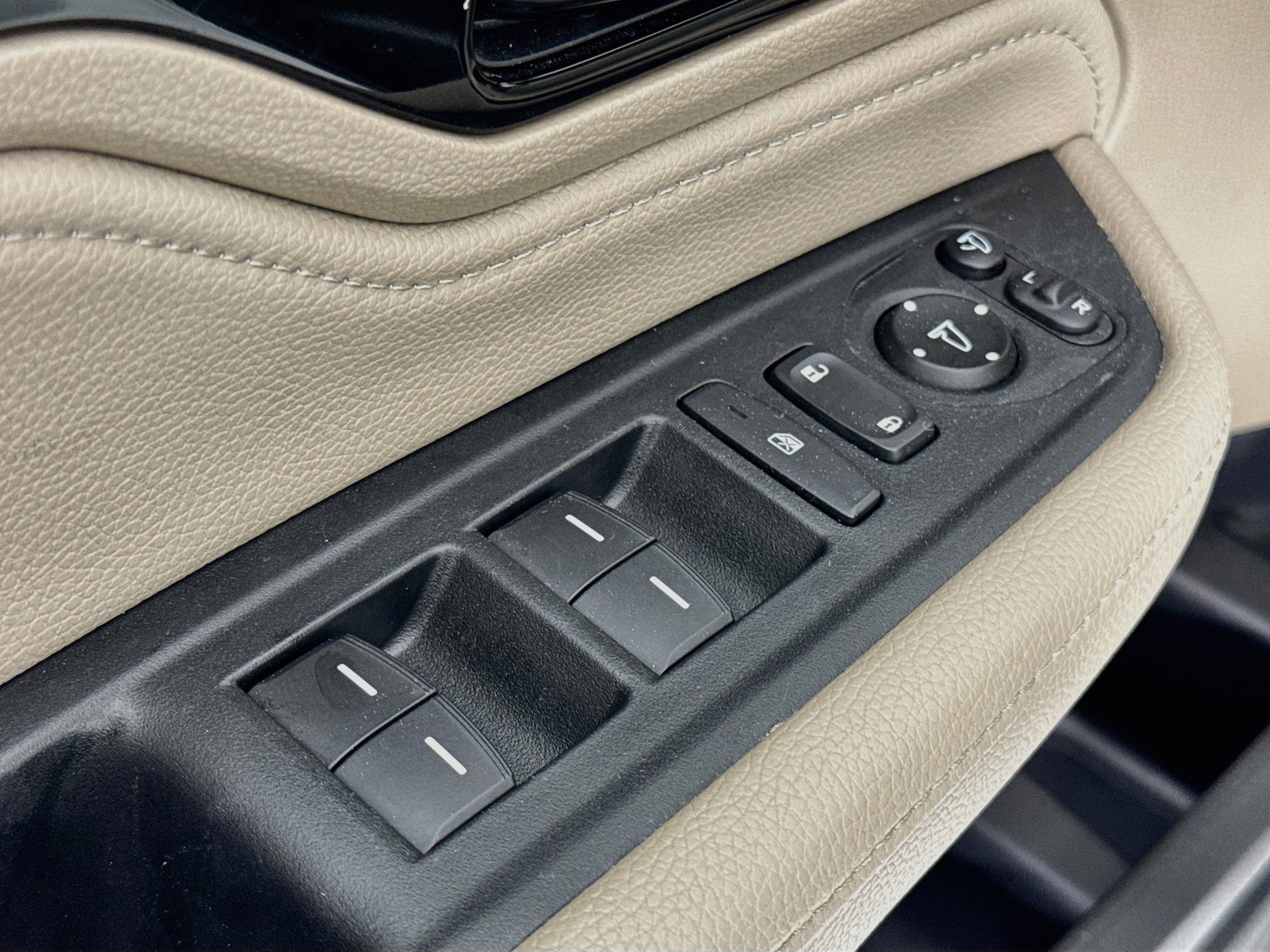 Certified 2024 Honda Odyssey Elite image 18