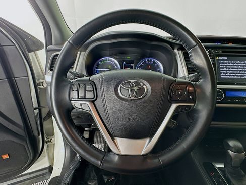 Used 2018 Toyota Highlander Limited image 11