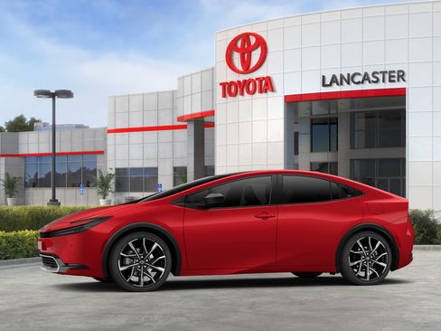 New 2027 Toyota Prius Plug-In Hybrid FWD image 5