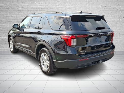 New 2026 Ford Explorer Active AWD/4WD image 6