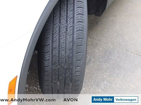 Used 2019 Volkswagen Tiguan SE image 15