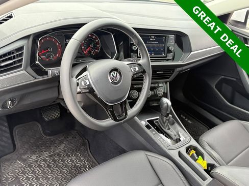 Used 2021 Volkswagen Jetta SE image 15