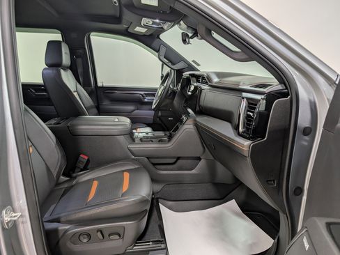 Used 2025 GMC Sierra 2500 AT4 w/ AT4 Premium Plus Package image 21