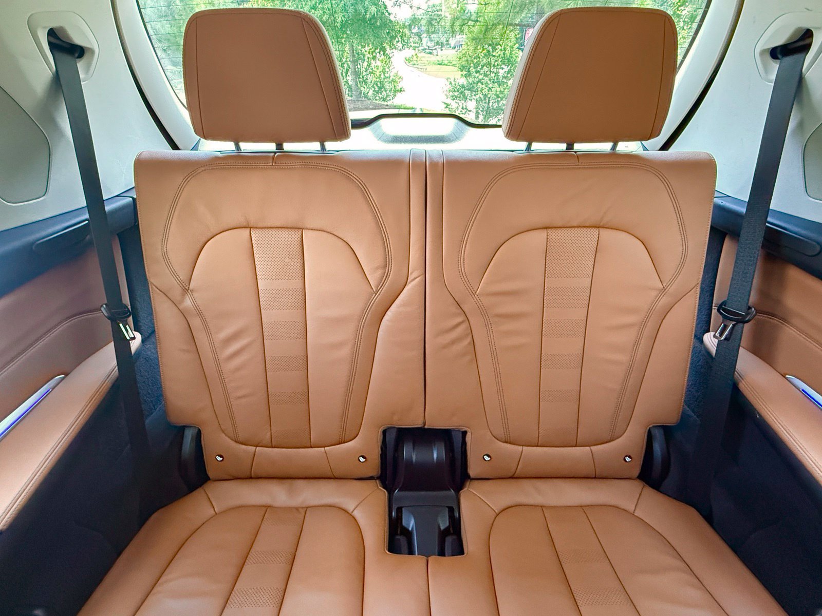 Used 2019 BMW X7 xDrive40i w/ Premium Package AWD/4WD image 41