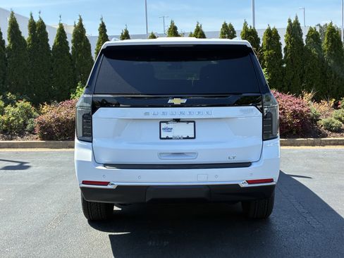 New 2026 Chevrolet Suburban LT w/ Comfort Package RWD image 8