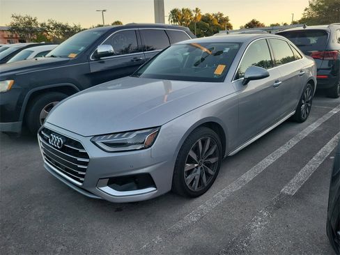 Used 2023 Audi A4 2.0T Premium w/ Convenience Package image 3