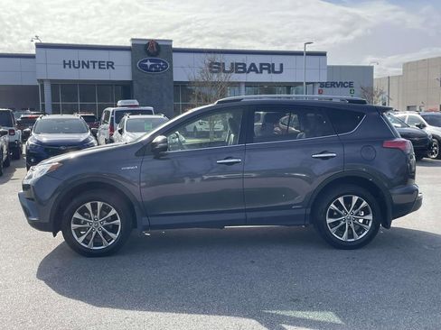 Used 2017 Toyota RAV4 Limited image 25