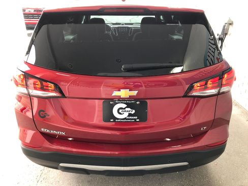 Used 2024 Chevrolet Equinox LT FWD image 7