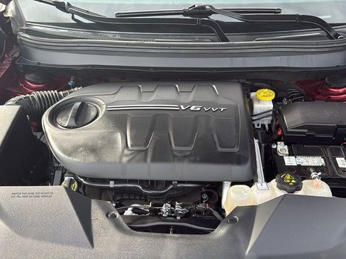 Used 2019 Jeep Cherokee Trailhawk w/ Cold Weather Group image 27