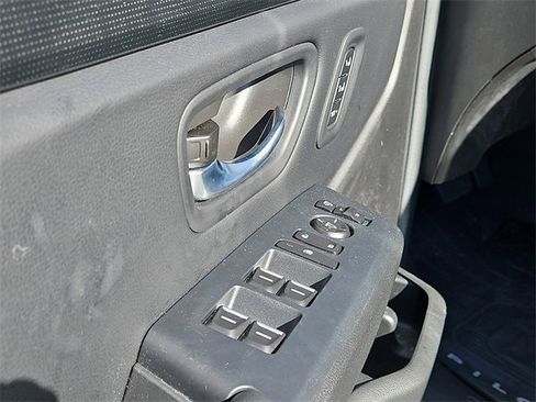 Used 2025 Honda Pilot Elite image 19